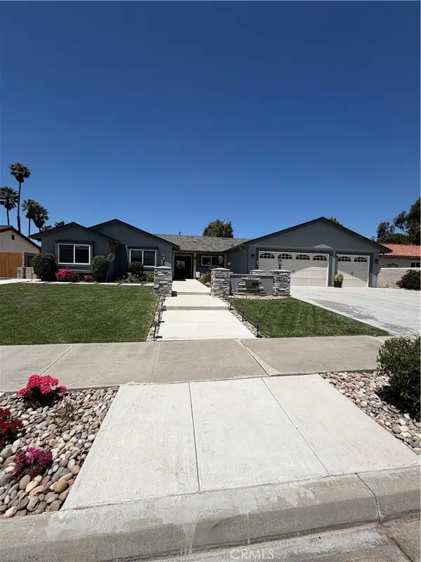 401 Meadowbrook Drive, Santa Maria, CA 93455