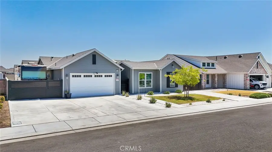 3204 Blue Creek, Shafter, CA 93263 - #2