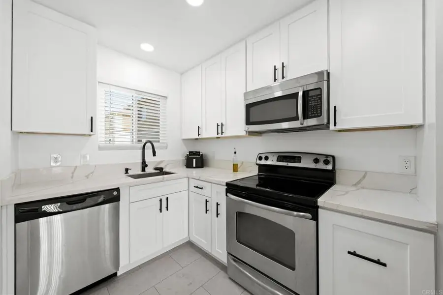 9210 Kenwood Drive #J, Spring Valley, CA 91977 - Image #3