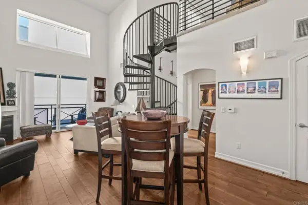 525 11th Avenue #1501, San Diego, CA 92101