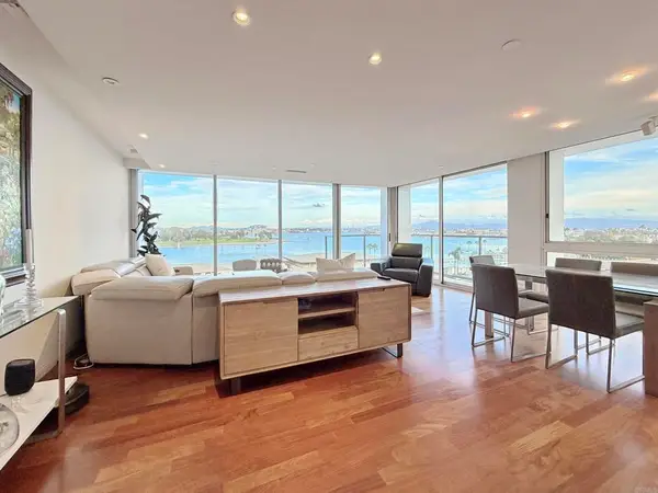 1810 Avenida Del Mundo #503, Coronado, CA 92118