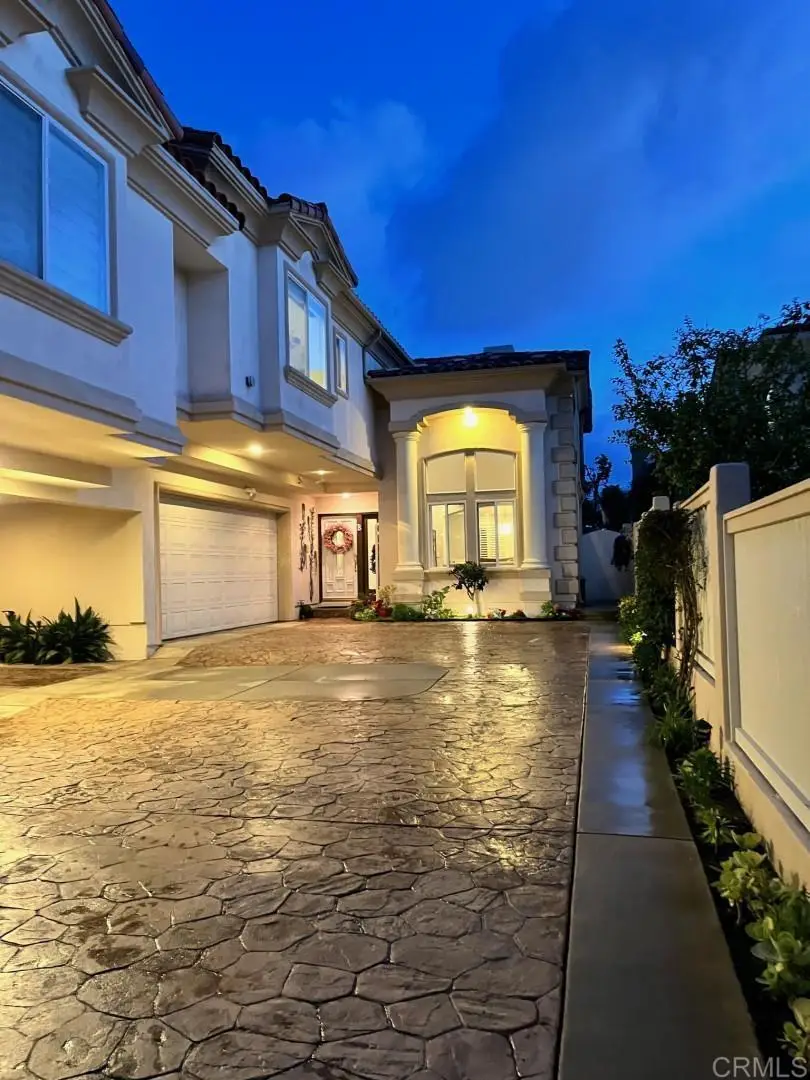 1818 Huntington Lane #B, Redondo Beach, CA 90278 - Image #1