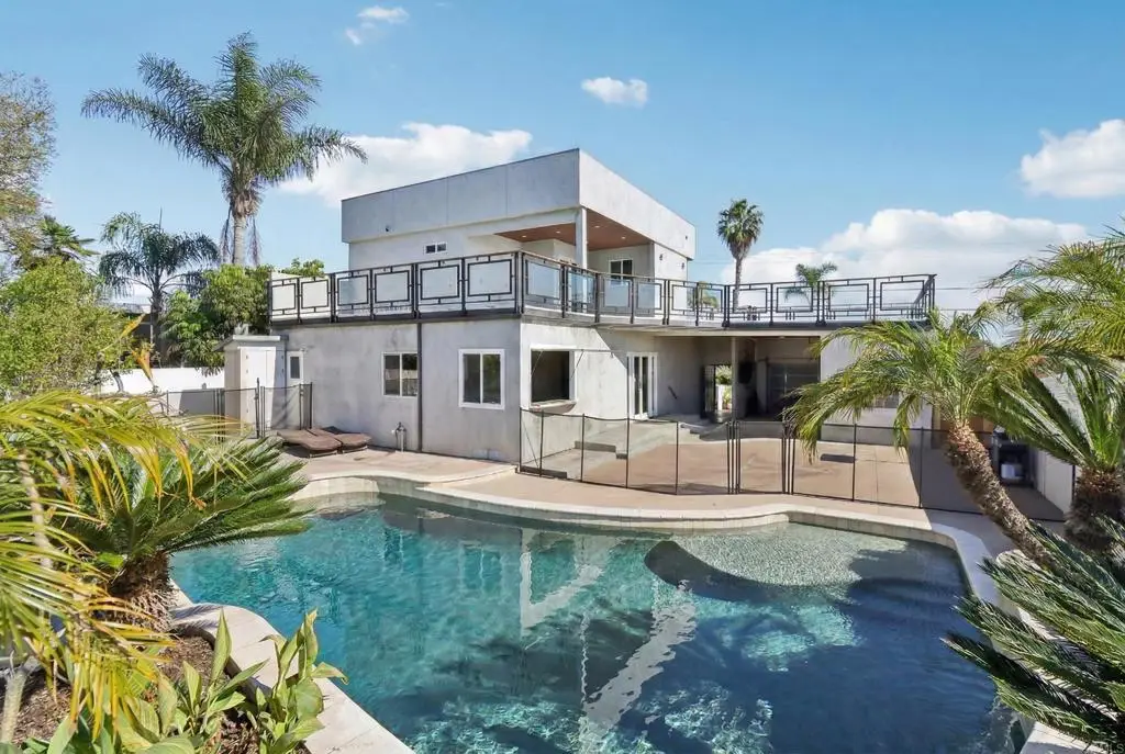 5050 September Street, San Diego, CA 92110 - #1