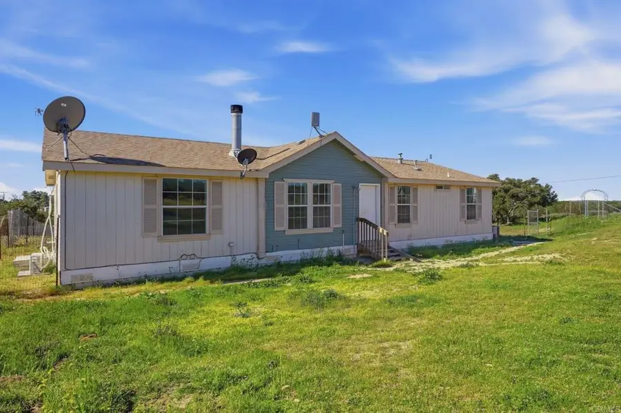 909 Tierra De Luna, Boulevard, CA 91905 - #3