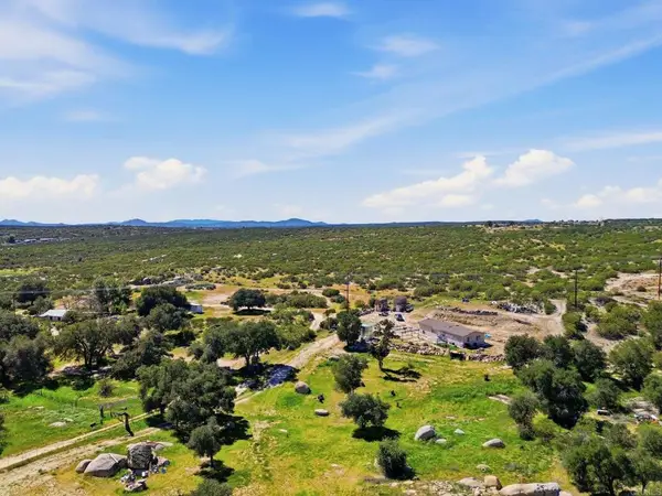 1176 Tierra Del Sol Road, Boulevard, CA 91905