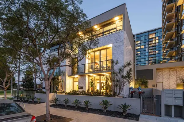 589 Palm Street, San Diego, CA 92103