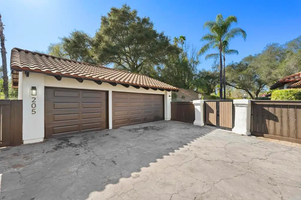 205 Tampico, Escondido, CA 92025 - #1