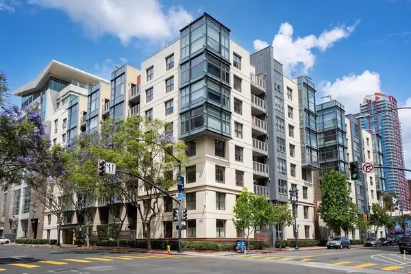 1150 J St #313, San Diego, CA 92101