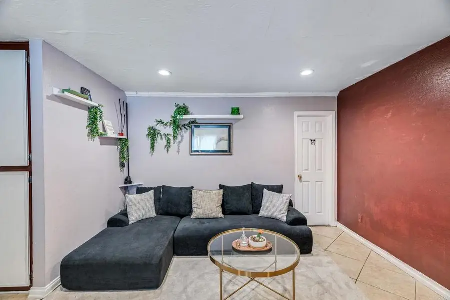 1615 Pentecost Way #6, San Diego, CA 92105 - #3