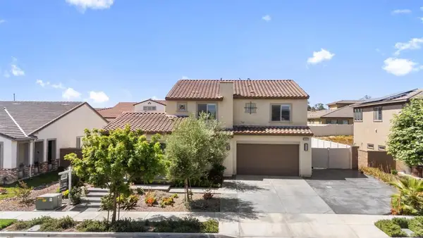 29809 Gypsy Vanner Way, Menifee, CA 92584