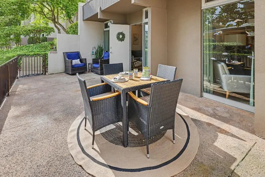 3050 Rue D'orleans #101, San Diego, CA 92110 - #2