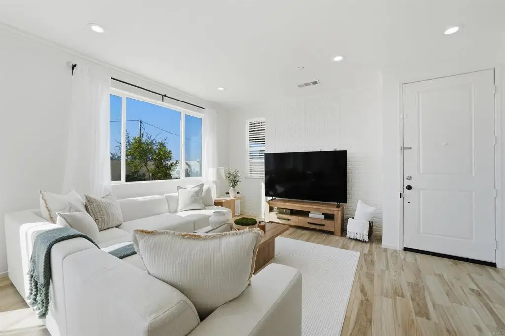 5425 San Robert, San Diego, CA 92154 - #1