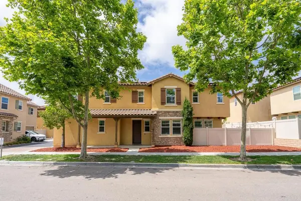 1217 Cathedral Oaks Rd, Chula Vista, CA 91913