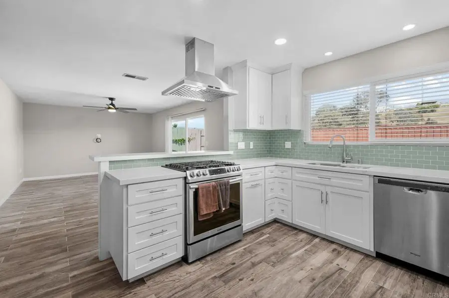 6415 Hayward Way, San Diego, CA 92139 - #2