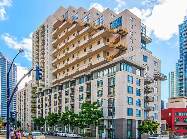1240 India Street #806, San Diego, CA 92101