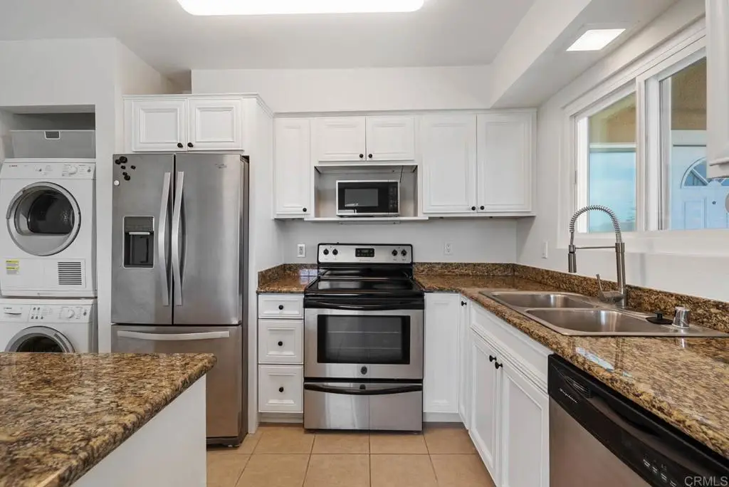 4426 Temecula St #6, San Diego, CA 92107 - #1
