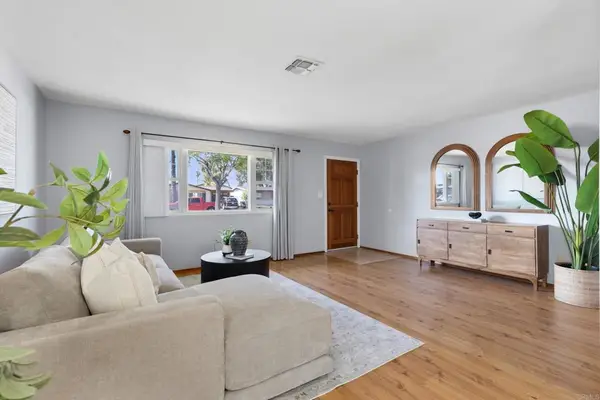 122 E Palomar Street, Chula Vista, CA 91911