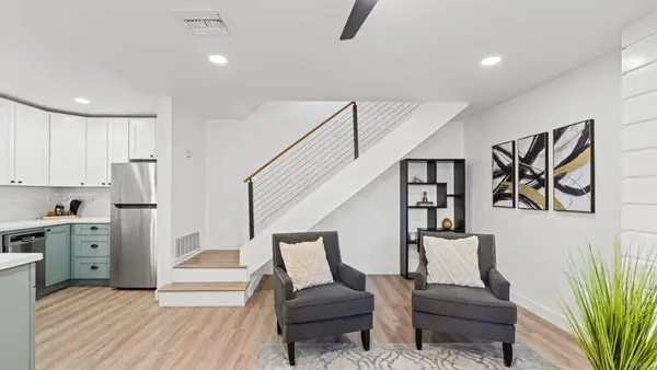7833 Camino Huerta, San Diego, CA 92122