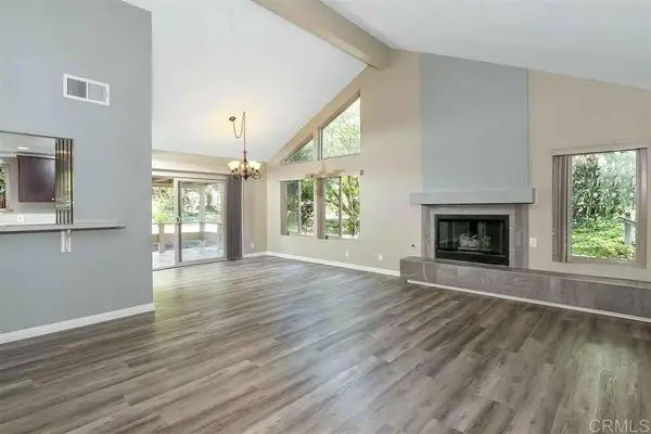 5210 Caminito Apartado Street, San Diego, CA 92108