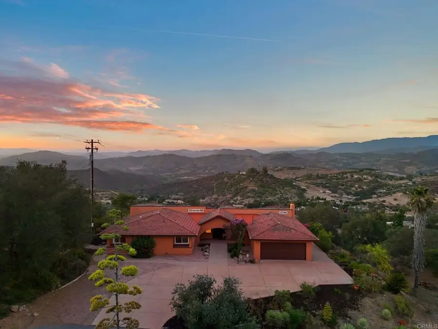 30603 Roadrunner, Valley Center, CA 92082 - #2