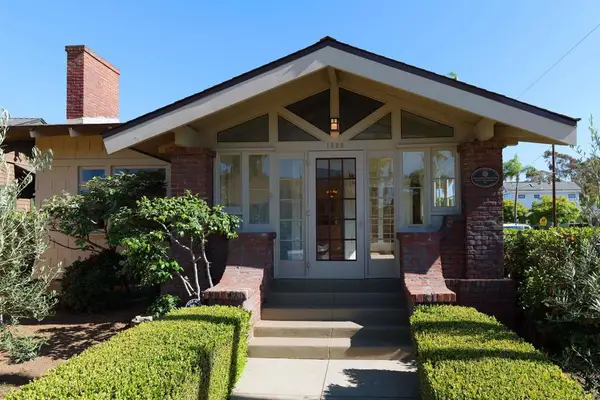 1329 Fort Stockton Dr, San Diego, CA 92103