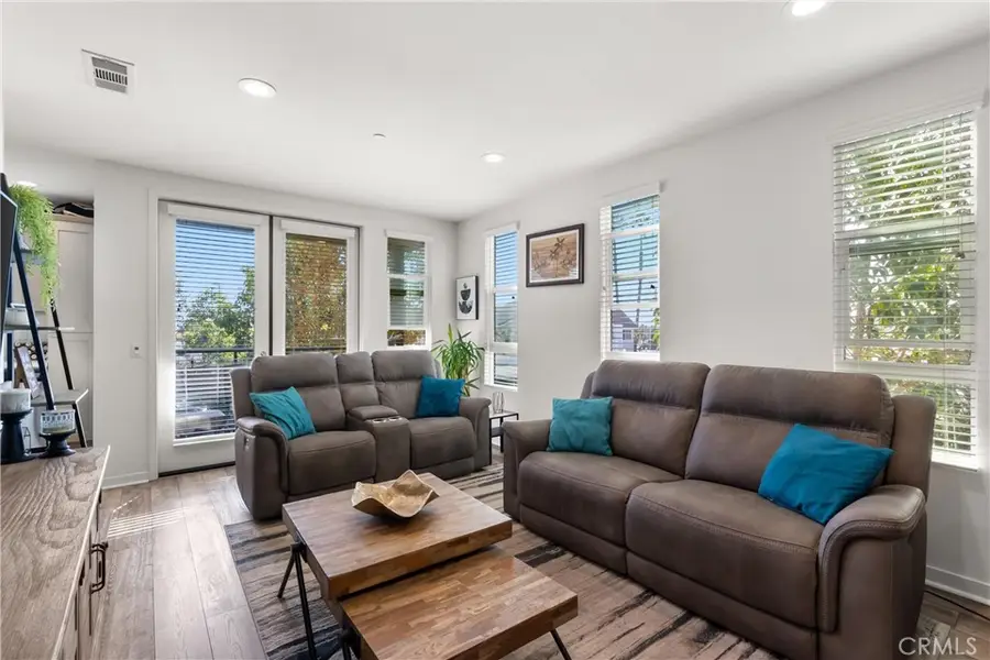 2882 N Glassell, Orange, CA 92865 - Image #3