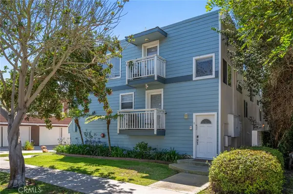 669 W 40th #2, San Pedro, CA 90731