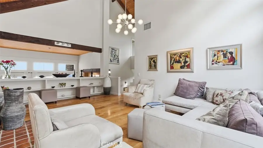9856 Portola Drive, Beverly Hills, CA 90210 - #3
