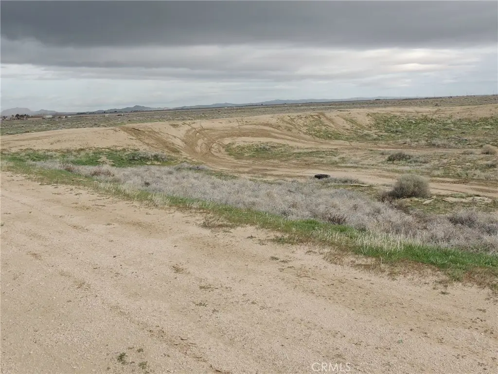 80 Vac/80 Stw/vic Avenue F8, North Antelope Valley, CA 93536 - Image #1