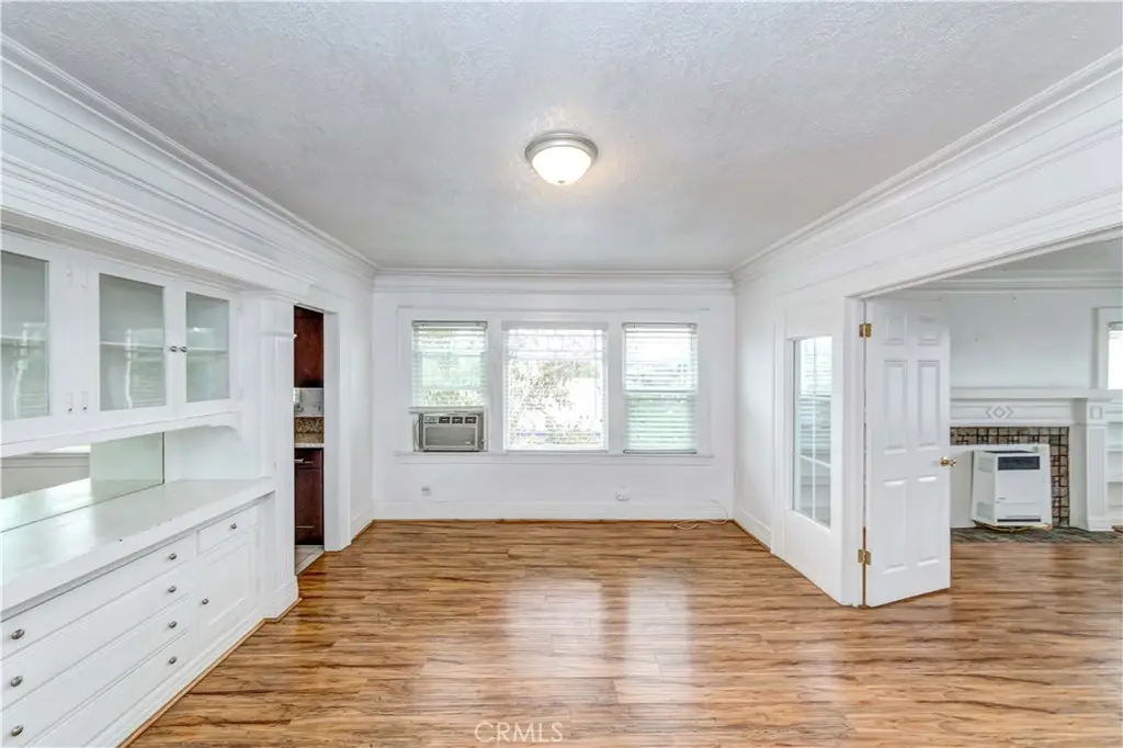 1308 S Van Ness Avenue, Los Angeles, CA 90019 - Image #1