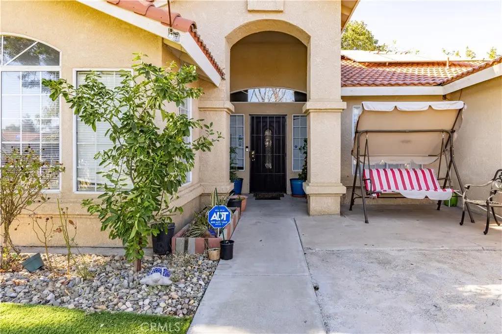 740 Hazelhurst Way, Coalinga, CA 93210 - Image #1