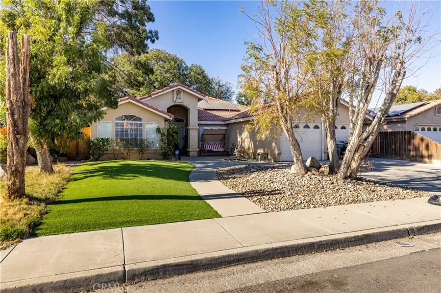 740 Hazelhurst Way, Coalinga, CA 93210 - Image #2