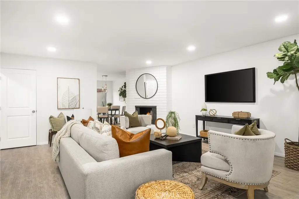 17952 Irvine Blvd, Tustin, CA 92780 - #1