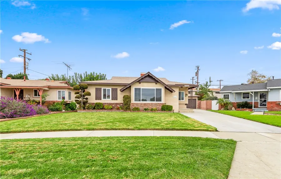 10563 Plunkett Street, Bellflower, CA 90706 - Image #3
