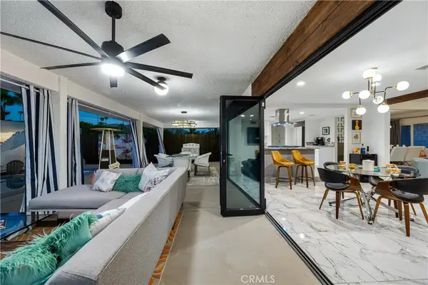 1190 S Calle Marcus, Palm Springs, CA 92264