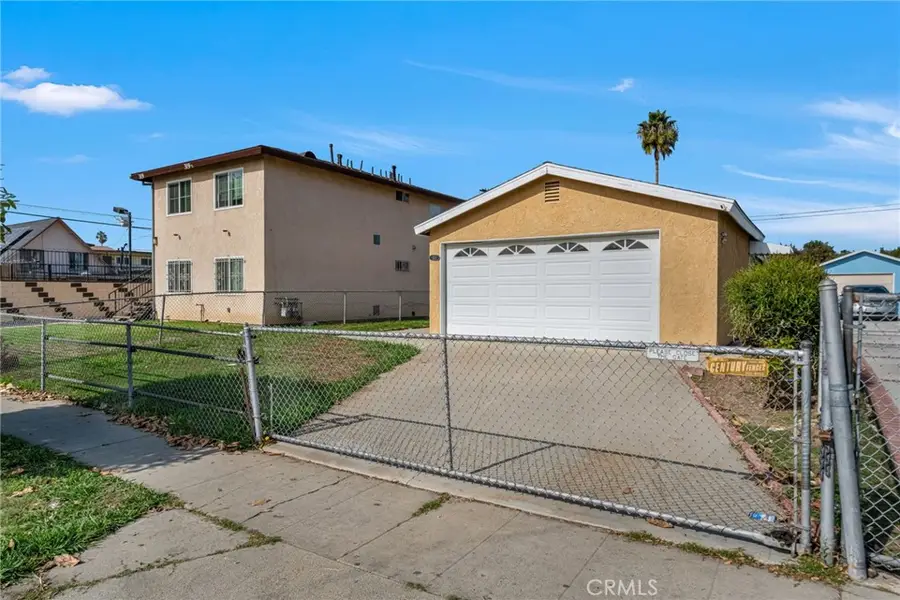 323 E 102nd St., Los Angeles, CA 90003 - #3