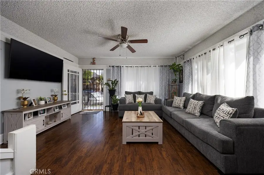 643 Elm Avenue, Long Beach, CA 90802 - Image #3
