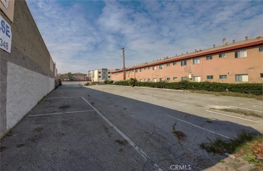 15329 Hawthorne Boulevard, Lawndale, CA 90260 - #3