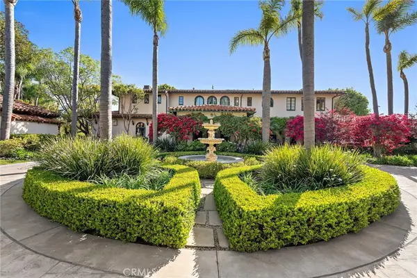 1875 La Cuesta, Santa Ana, CA 92705