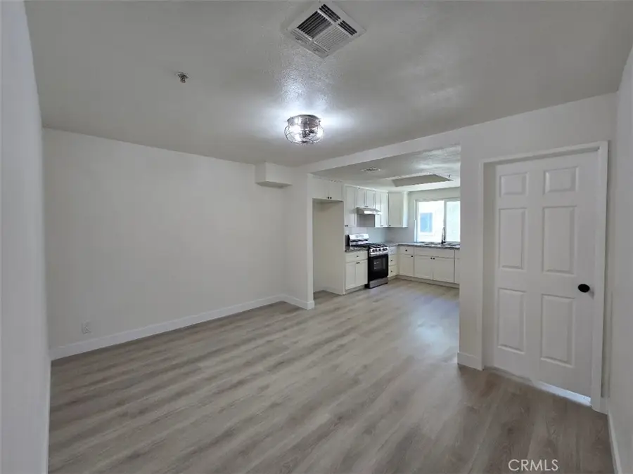 70 Harkness Avenue #4, Pasadena, CA 91106 - Image #3