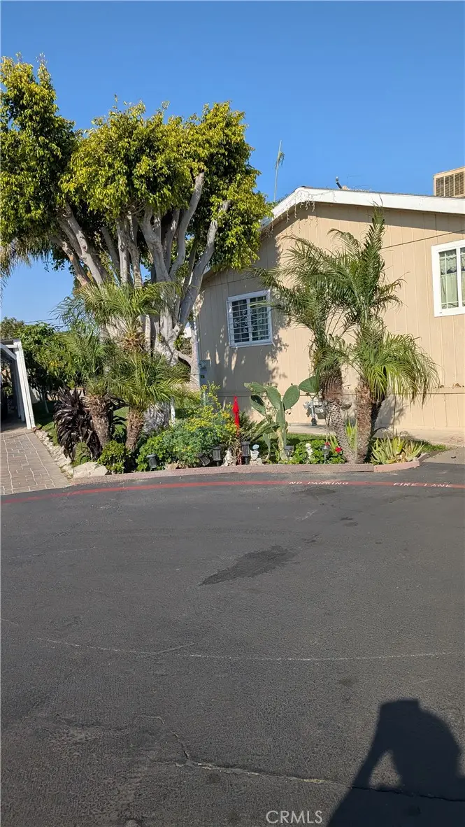 310 Prince Lane, Santa Ana, CA 92704 - Image #2