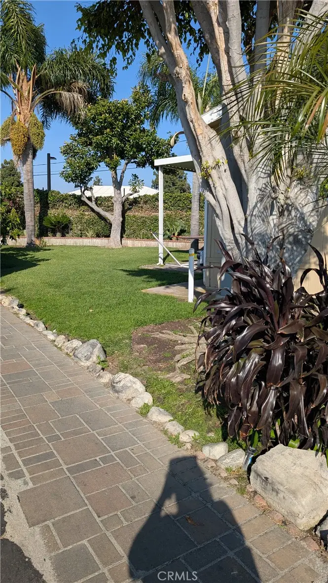 310 Prince Lane, Santa Ana, CA 92704 - Image #3