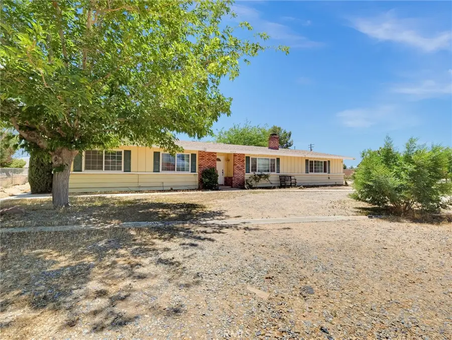 20715 Teton Road, Apple Valley, CA 92308 - Image #2