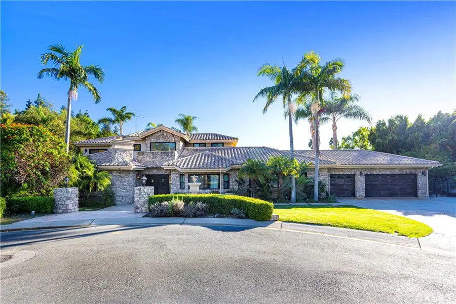 185 S Trish Court, Anaheim Hills, CA 92808 - Image #3