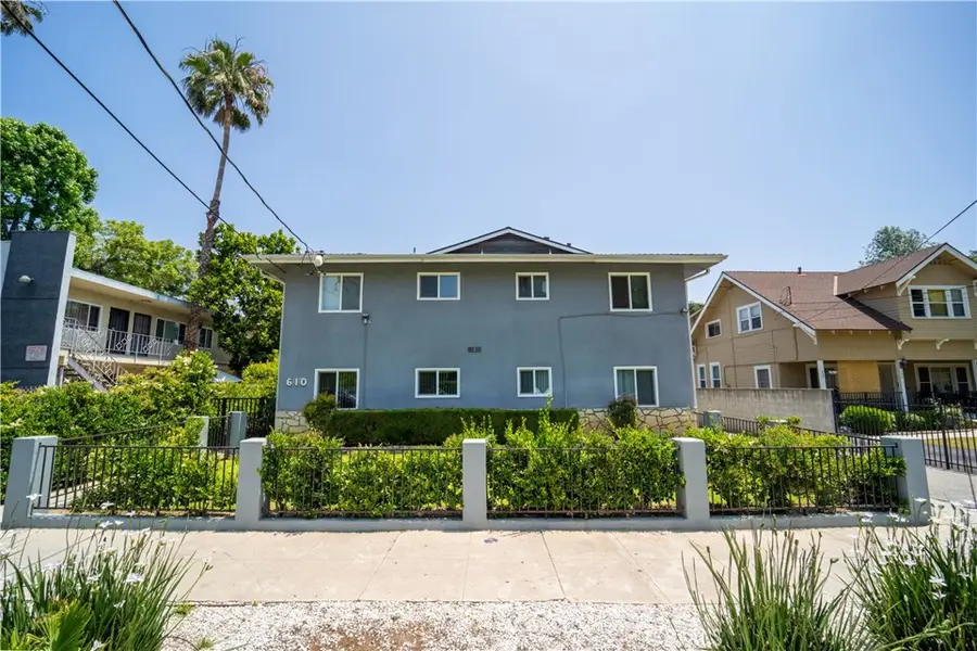 610 N Oakland Avenue, Pasadena, CA 91101 - Image #2