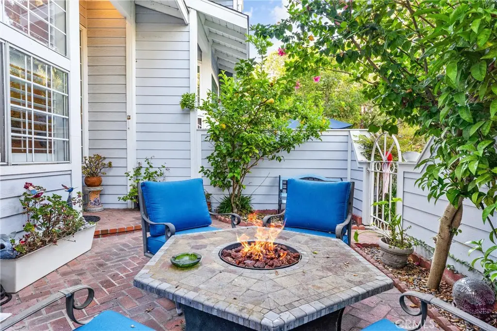 19110 Beachcrest Lane #E, Huntington Beach, CA 92646 - Image #1