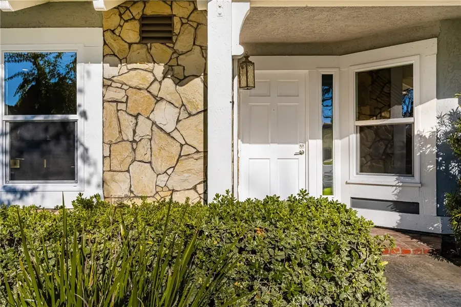 11 Thunder Trail #6, Irvine, CA 92614 - #3