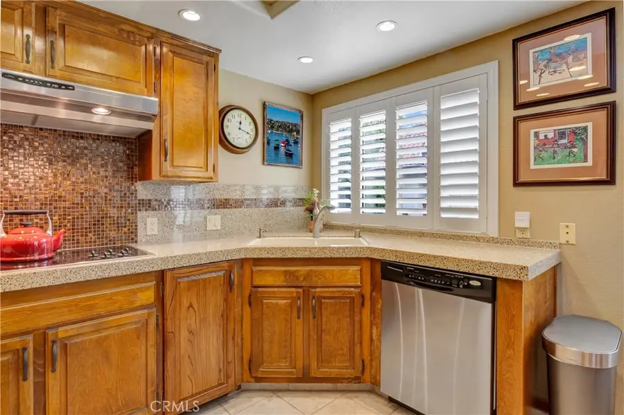 6272 Riviera Circle, Long Beach, CA 90815 - Image #3