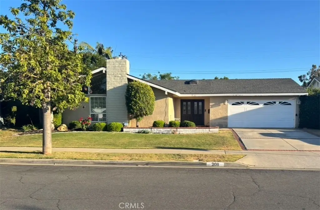 208 Somerset Drive, Placentia, CA 92870 - Image #1
