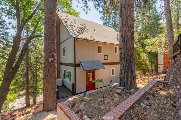 260 S Fairway Drive, Twin Peaks, CA 92391